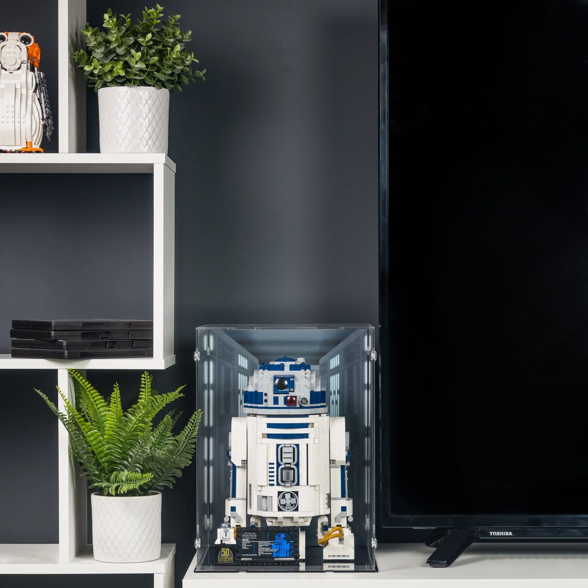 Acrylic Display Case for LEGO R2-D2 UCS