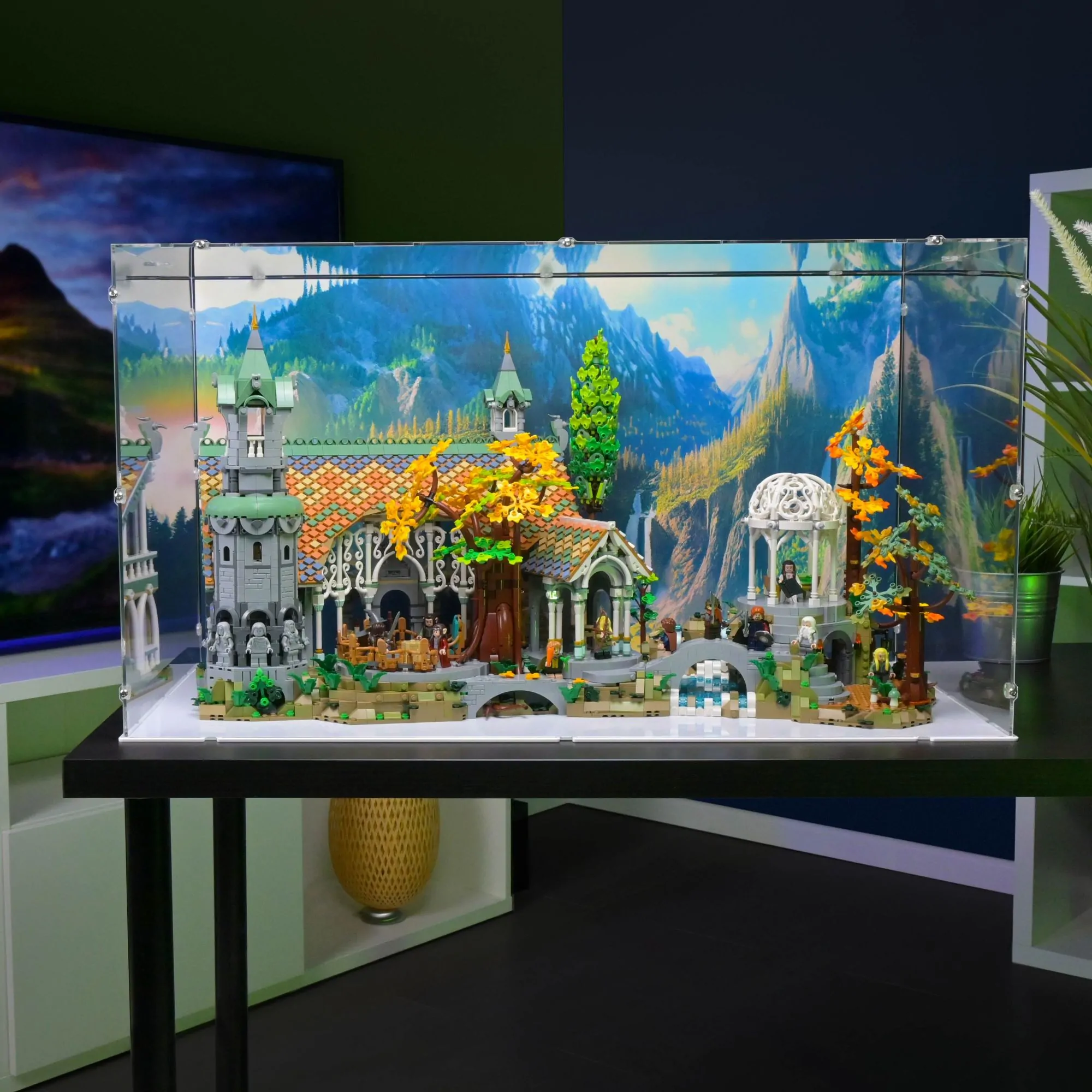 https://www.idisplayit.com/images/detailed/88/lego-lord-of-the-rings-rivendell-display-case-10-1.webp